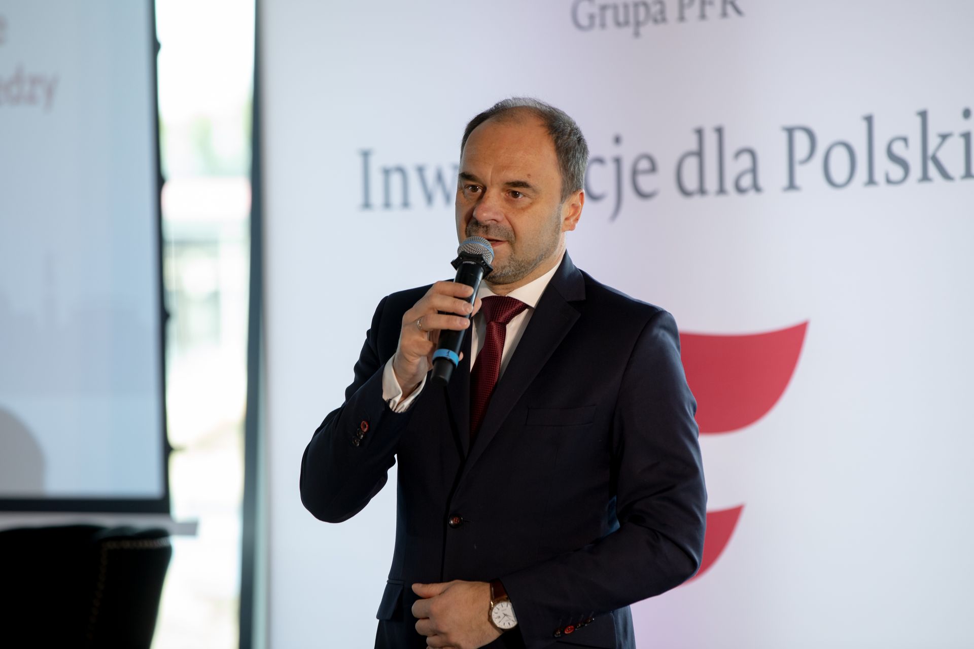 Prelegent w czasie konfernecji